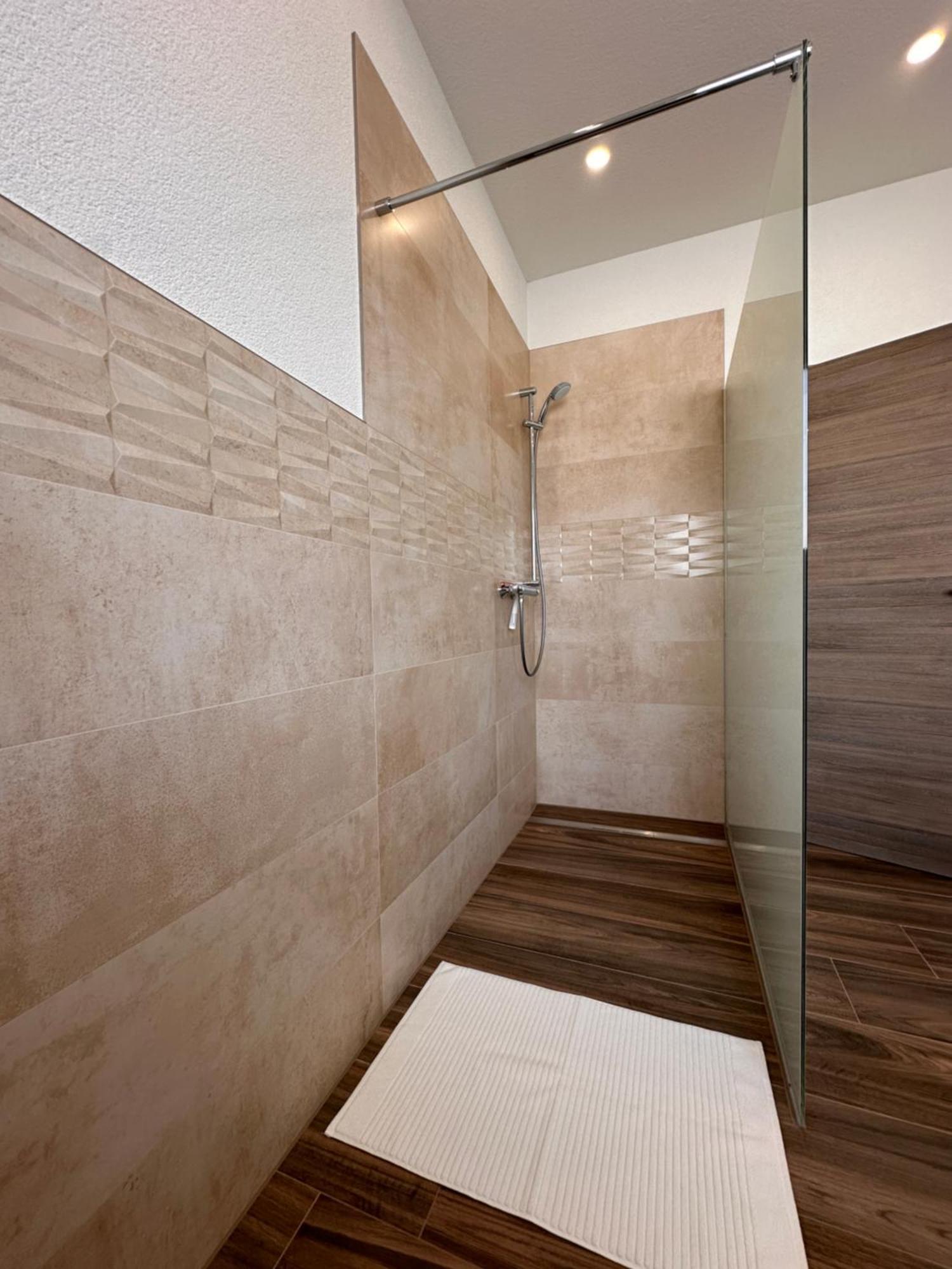 Amao-Obsidian I 120Qm I Elegantes Business- & Familienapartment I 3 Schlafzimmer I Kingsize Betten Schwanau Extérieur photo